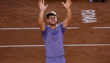 Безпощаден! Алкарас не прости на "домакина" Музети в Рим и е на финал