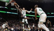 В НБА вече няма отбор без загуба