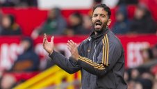 На дръвника: Аморим се кланя на шефа в Юнайтед