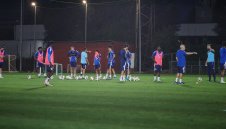 Левски тренира с 16 футболисти