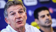 Емил Костадинов: Няма резултати и обвиняват нас + ВИДЕО