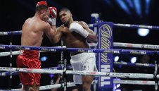 Внушителен е! Хърн разкри хонорара на Джошуа за битката с Уайлдър