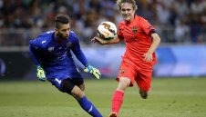 Барса продаде халф в Германия