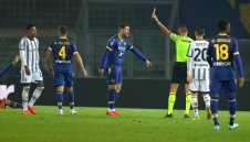 Получи ли Юве помощ от ВАР за двете ситуации за дузпа?