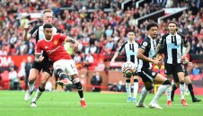 Нюкасъл отмъква четирима от Манчестър Юнайтед