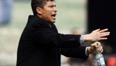 Краси Балъков отваря футболно училище в Германия