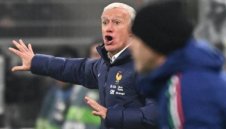 Дешан къса с Франция, отива в Саудитска Арабия