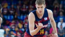 Силен Везенков, но Барса с 5-а поредна загуба