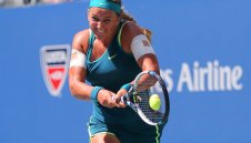 Азаренка пак е на 1/4-финал в Ню Йорк