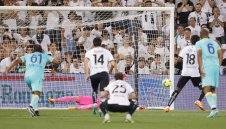 Изумителен Монтипо спаси 9 удара, включително и дузпа и остави Верона в Серия А