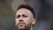 Барса представя Неймар в петък