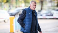 Наско Сираков се зае със собствеността на Левски