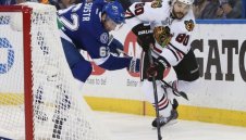 Шампионът на НХЛ се спаси от резил след драма