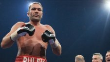 Кобрата и Джошуа се бият пред супербогаташи в "Роял Албърт Хол"?