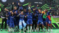 Колекцията от трофеи е пълна! Челси обърна Бетис с 4 гола след почивката