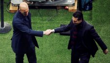 Босът на ПСЖ бие шута на Емери, иска Зизу