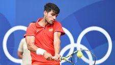 Алкарас попиля канадец и ще спори за титлата в Париж