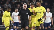 Айвън Тони сипе извинения 