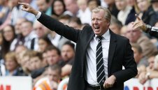 Макларън започна с равен в Нюкасъл