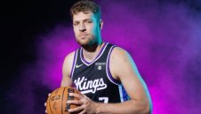 Везенков не игра за Саркаменто в НБА за първи път