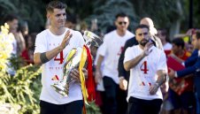 Мората обясни защо избра Милан