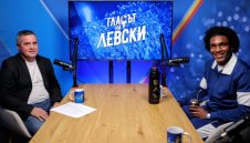 Лидер на Левски отново търка пейката