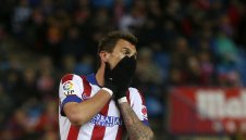 Манджукич отново става „вълк“