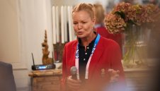 Стефка Костадинова пожела поне 5-6 златни медала в Париж