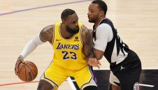 ОЧАКВАНО: Краля оставa в ЛА Лейкърс