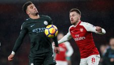 Юнайтед готви изненадващ трансфер, вади пачки за Аарън Рамзи