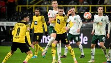 Жесток! "Ролс"-Ройс прегази калпави "жребчета" 5 пъти!