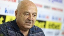 Само 20 лв иска Венци Стефанов от фенове на ЦСКА