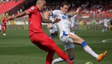 Лече се спаси с гол от дузпа в 101-ата минута