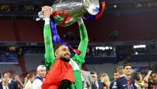 Сити обяви големия трансфер на Донарума