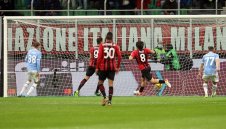 Лекция! Милан спука от бой Лацио и излиза в битка за финал срещу Интер