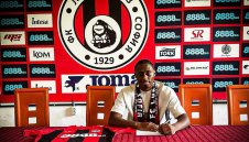 Локо София взе крило с мачове в Ередевизи