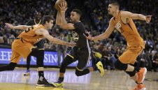 Голдън Стейт си го изкара на Финикс