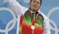 Олимпийски шампион от Пекин пропуска игрите в Лондон