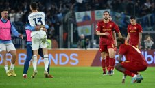 Рим е небесно син: Лацио чукна с 1:0 Рома