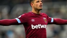 Чичарито иска да е титуляр след головата фиеста 4:3