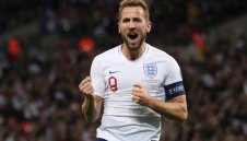 Шоу на "Уембли"! Англия отнесе Черна гора със 7:0 в своя мач №1000