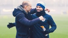 Голяма чест! Мартин Петров отново облича екипа на Манчестър Сити