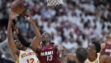 Маями тотално приземи Ястребите, Морент срази Вълците в края