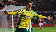 Aрсенал и Тотнъм влизат в люта битка за сензация от Норич