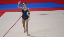 Калейн се движи за бронз в многобоя