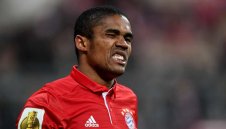 Сделката за Коста пред провал, Байерн иска повече пари