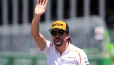 Алонсо: Предстои ми много важно решение