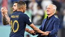 Попиляха от критика Мбапе и атаката на „петлите“
