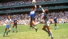 Съдията Богдан Дочев, признал "Божията ръка": Не искам да виждам Марадона!