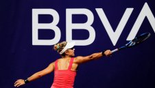 Томова изпусна мачбол и отпадна на старта в Москва 